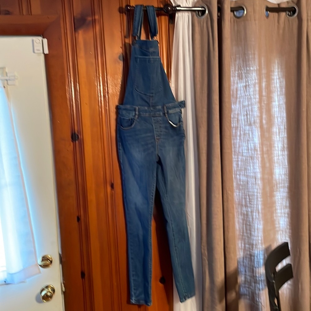 Jean overhalls size 26 waist